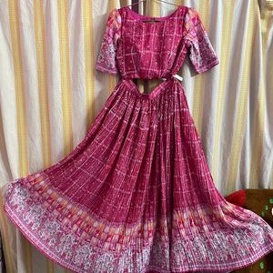 Pink and white lehenga choli with dupatta