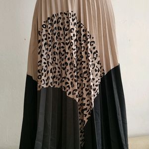 Leopard print Pleated Skirt
