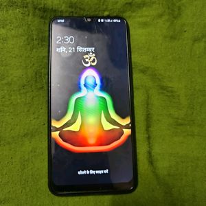 Samsung Galaxy A30 Smart phone