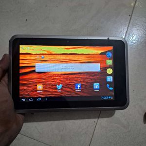 Hcl Me Tablet