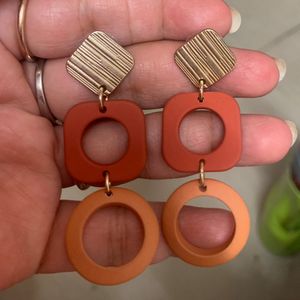 Very Elegant Shaded Brick Red/ Peach Earrings