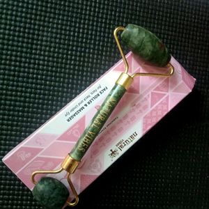 Natural Vibes Jade Roller & Massager