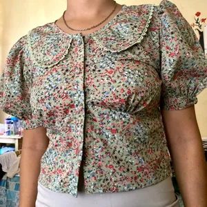 Peterpan Collared Top