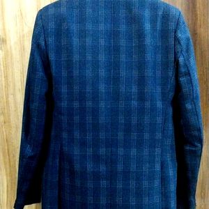 Navy blue check pattern blazer