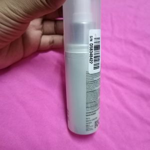 Faces Canada Ultimate Pro Makeup Fixer