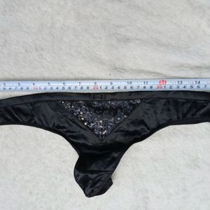 Black 34 Size Look