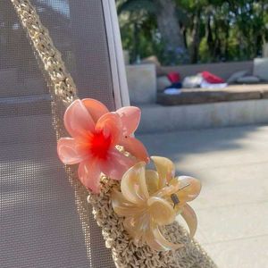 Flower claw Clips - medium