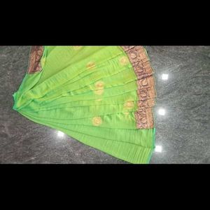 Eligent Green Saree With Peacock Pattern