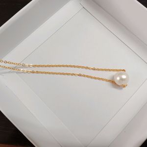 Single Pearl Gold Chain