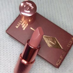 Charlotte Tilbury Lipstick ❣️💕