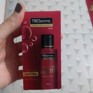 TRESemme KERATIN SMOOTH Anti-Frizz HAIR SERUM