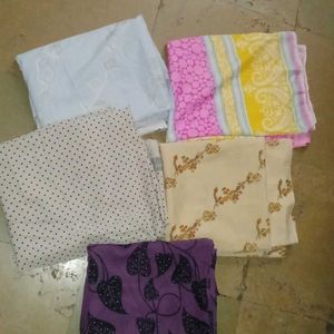 Freebie 🎉✨5 Sarees ✨🎉