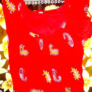 Red Sleevless Top