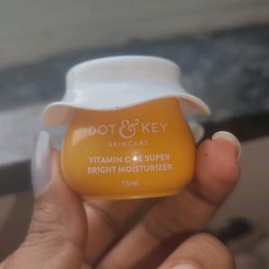 Dot And Key Vitamin C+ E Super Bright Moisturizer