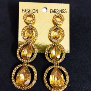 Party Wear Diamond Gold Platted Earings