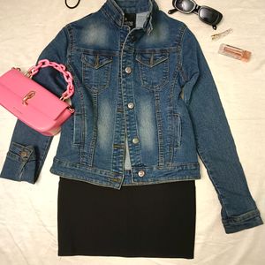 OFFER!! Denim Jacket 🧸💙