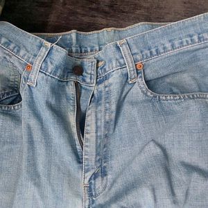 Levis 506 jeans in 34 size