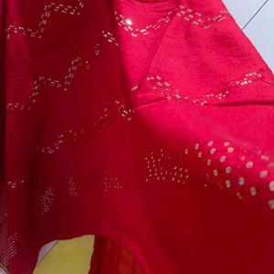 Red Dupatta