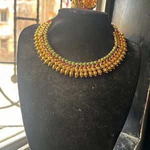 Golden Necklace Set