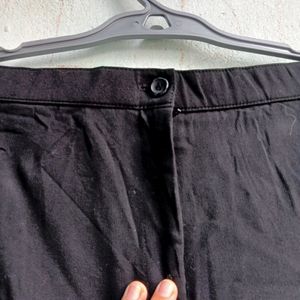 Women's Black Beautiful Pant