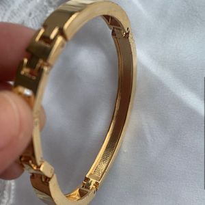 Good Quality Metal Bracelet