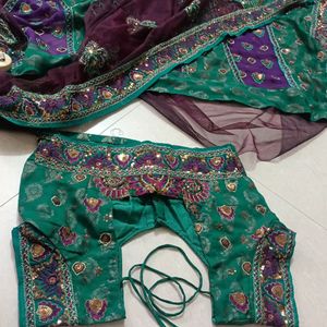 Georgeus Lahanga Saree