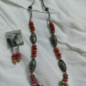 Neckpiece