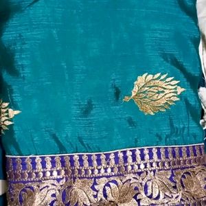 Peacock green saree for pretty lady