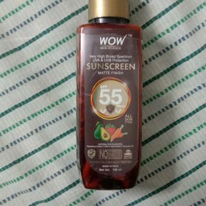 WOW SUNSCREEN MATTE FINISH SPF 55 ALL SKIN TYPES