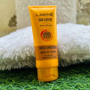 lakme tinted sunscreen