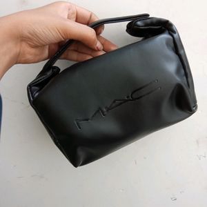 Mac Black Travel Pouch