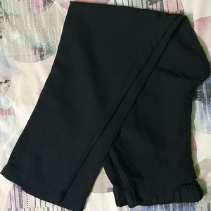 Cropped Black Ladies Trousers