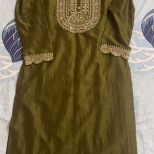 olive libas green kurta in size s