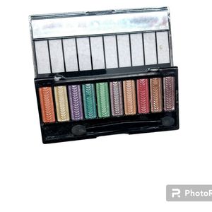 Clamy Eye Shadow Palette