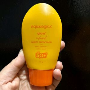 Water Fluid Sunscreen Aqualogica