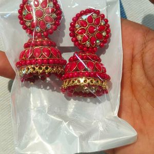 Beautiful Red Jhumka (Earrings)