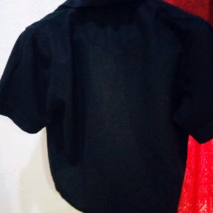 Women Black Crop T-shirt