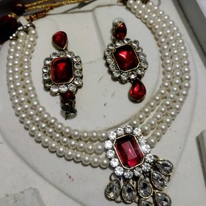 Kundan And Pearl Lovely Raani Set All Women's