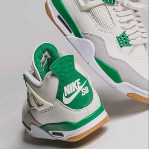 Jordan Retro 4 Pine Green Edition