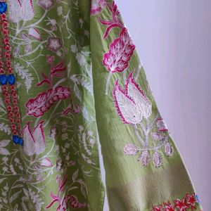 💚 Fully Embroidered Beautiful Kurta