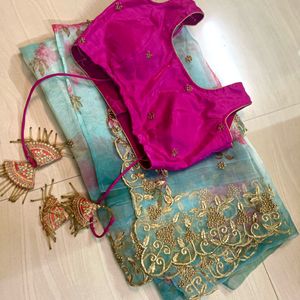 Blue Saree With Stiched Pink Blouse 🩷