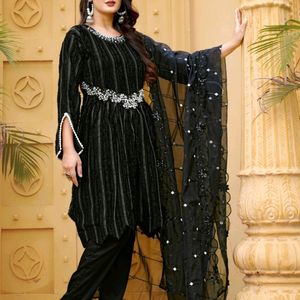 New Stayle Pakistani Poshaq Dresses Beautiful Dres