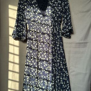 blue flowers dress