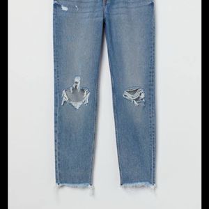 H&M 90’s Fit Faded Boyfriend Low Waist Jeans