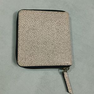 Womens Zipper Wallet Slim Article