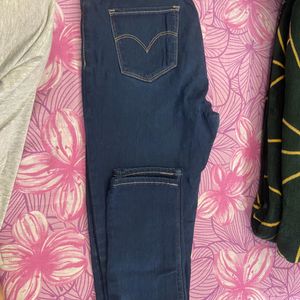 Jeans Heavy Used With Flaws Check Pictures