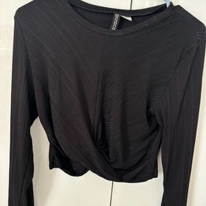 H&M Divided Full Sleeves Black Crop Top