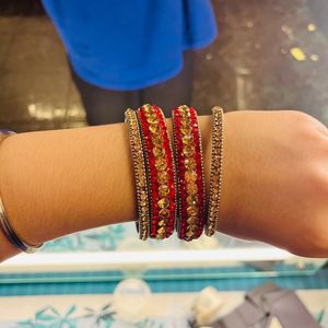 Red Bangles Set