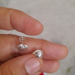 Beautiful New Heart Shape Studs