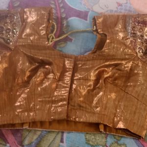 Fully Stiched Saree With Stiche Blouse